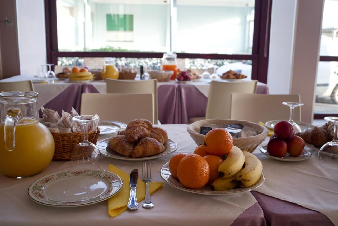 Hotel Spiaggia Villa Paola Bellaria – Igea Marina Kültér fotó